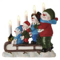 LED svečnik – snežaki na saneh, 24 cm, 2x AA, notranji, topla bela, časovnik