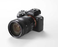 SONY Digitalni fotoaparat  ILCE7M3B Alfa 7 II serije E s senzorjem polnega formata s 5-osnim stabilizatorjem slike -+ SEL24105G